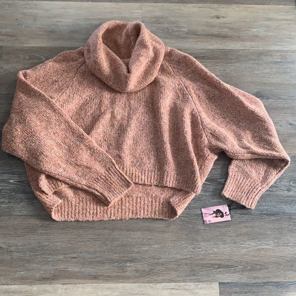 Sincerely Jules Turtleneck/Cowl neck Crop Sweater sz med - Picture 5 of 11